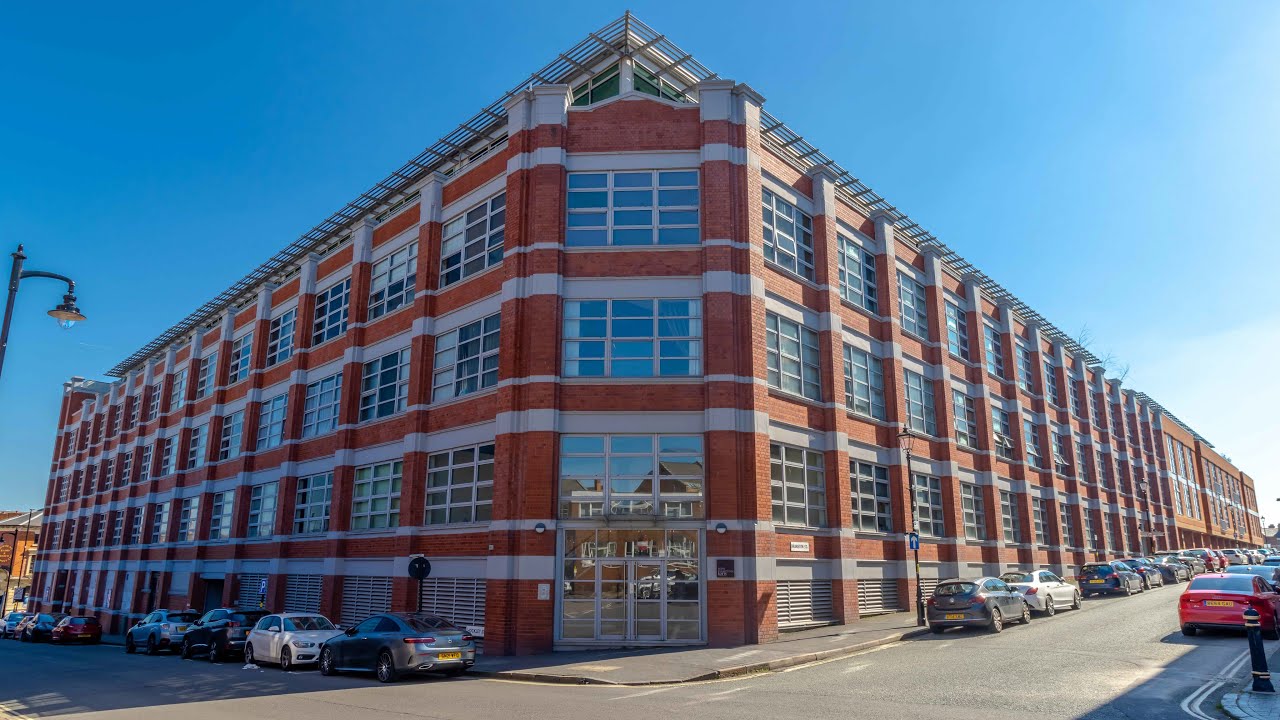 3 Bedroom 3 Bathroom Penthouse New Hampton Lofts, Birmingham For