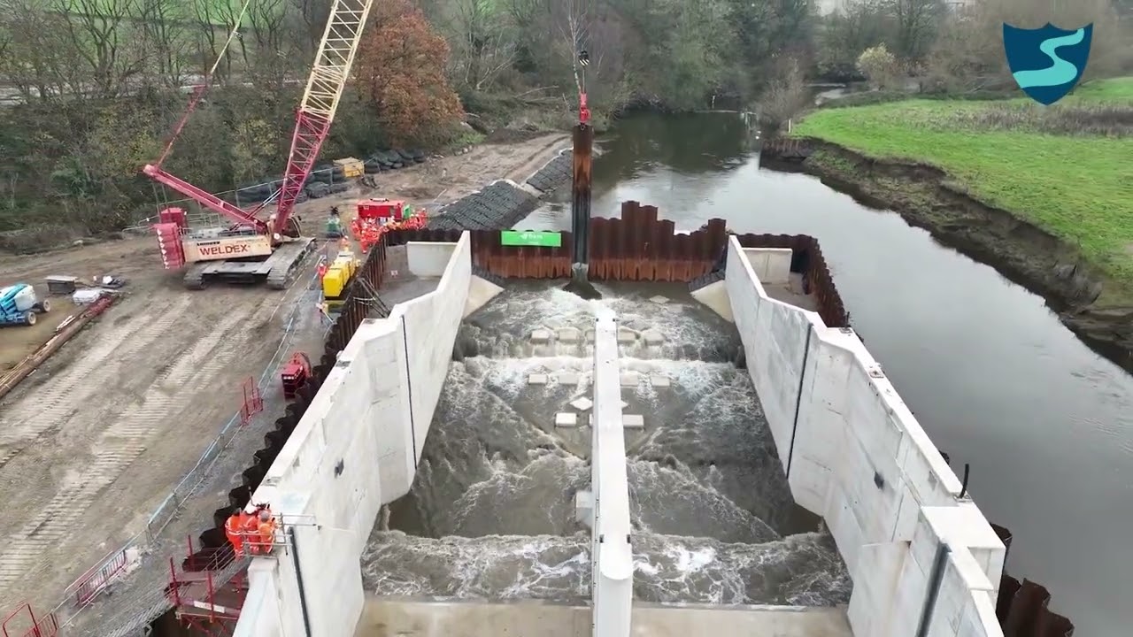 Leeds Flood Alleviation Scheme Phase 2 – Flood Storage Area Sheet Pile Extraction - December 2022