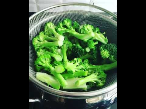Video: Kako Narediti Brokoli In Piščančjo Pito