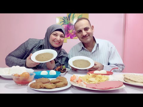 تحدى الأكل على الفطار الشعبى المصرى الأصيل فول و فلافل و باذنجان والعقاب ميك أب ارتيست