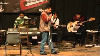 Download Lagu Aaj Tobe Eituku Thaak - Sumanta Basu live on Indian Harmonica Day 2013 MP3