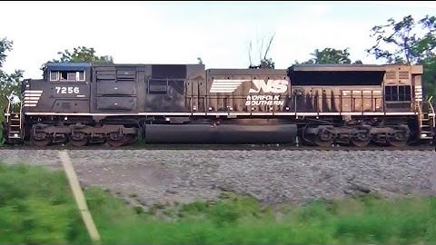 Ex UP SD9043MAC In NEW NS Paint Scheme SD70ACU