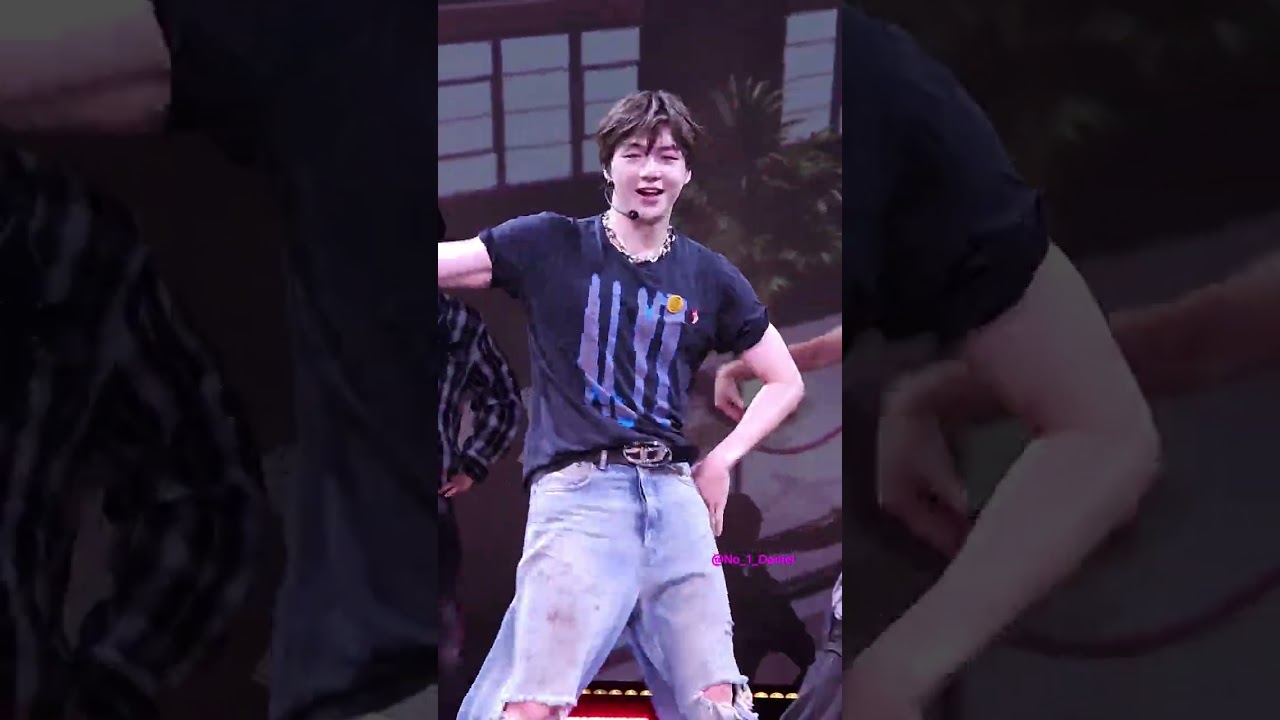 25.09.13.토 Kangdaniel concert Kansas city MO Movie star #강다니엘 #KANGDANIEL #ACT_NEW_EPISODE_USA