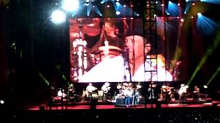 Video thumbnail of "George Strait - I'm here for a good time Live"