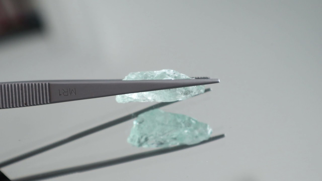 R1582: Rough Beryl Gemstone Madagascar