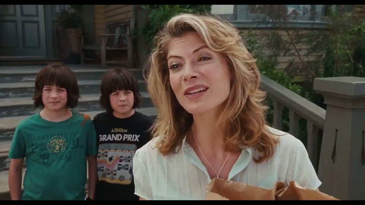 Aliens In The Attic Stuart, Nina, Nate arrive home And Asked The Sheriff about 911 & Alien Invasion