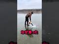 凍った湖の下に空気を送り込む理由