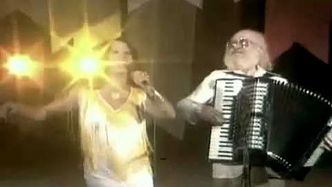 Sivuca e Clara Nunes - Feira de Mangaio (1978)