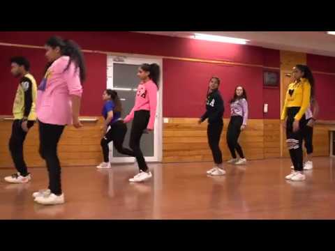 Bum Diggy Diggy Bum Bum\\Zack Knight\\Deepu Singh Choreography \\Dazzlers