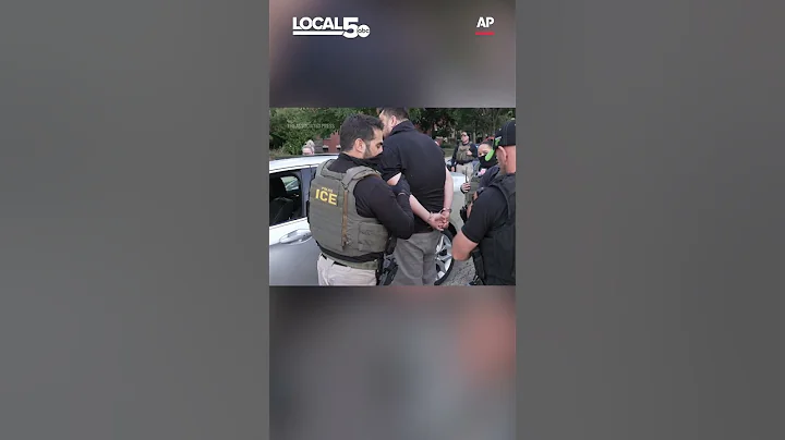 Inside two ICE arrests in Chicago during enforcement surge