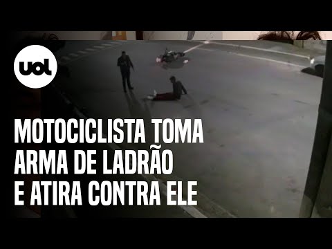 Motociclista toma arma de ladrão e reage em tentativa de assalto