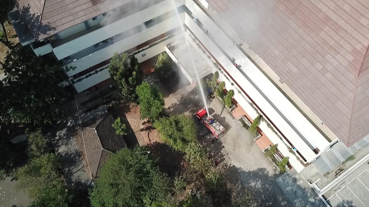 Simulasi Fire Drill Safety di Lingkungan Fakultas Teknik UNS