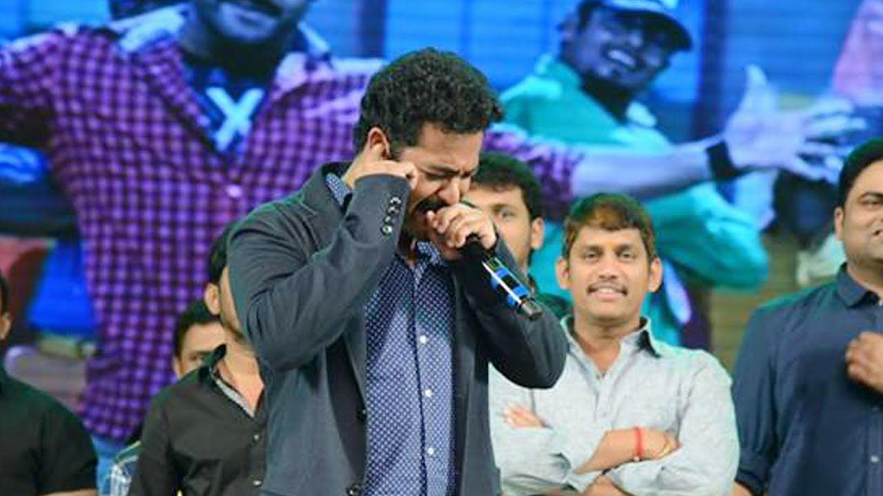 Jr NTR Live Performance At Rabhasa Audio Launch - Jr NTR, Samantha, Pranitha