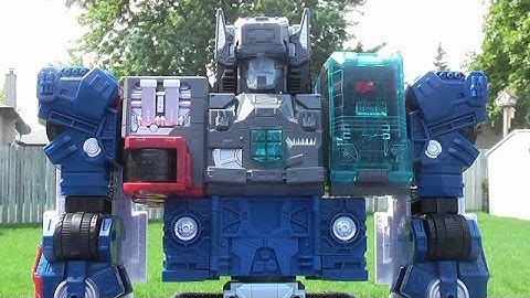 TRANSFORMERS GENERATIONS TITANS RETURN FORTRESS MAXIMUS VIDEO TOY REVIEW
