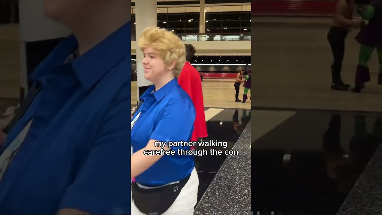 Joe Hendry's got Rhea Ripley as his bodyguard? #wwe #comicon #c2e2 #joehendry #rhearipley #wwe