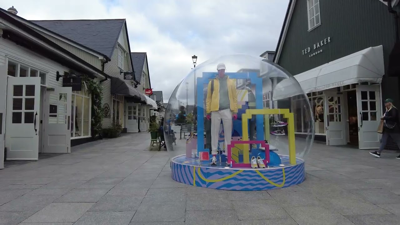 Kildare Village, Ireland 🇮🇪 must visit if you are a shopaholic