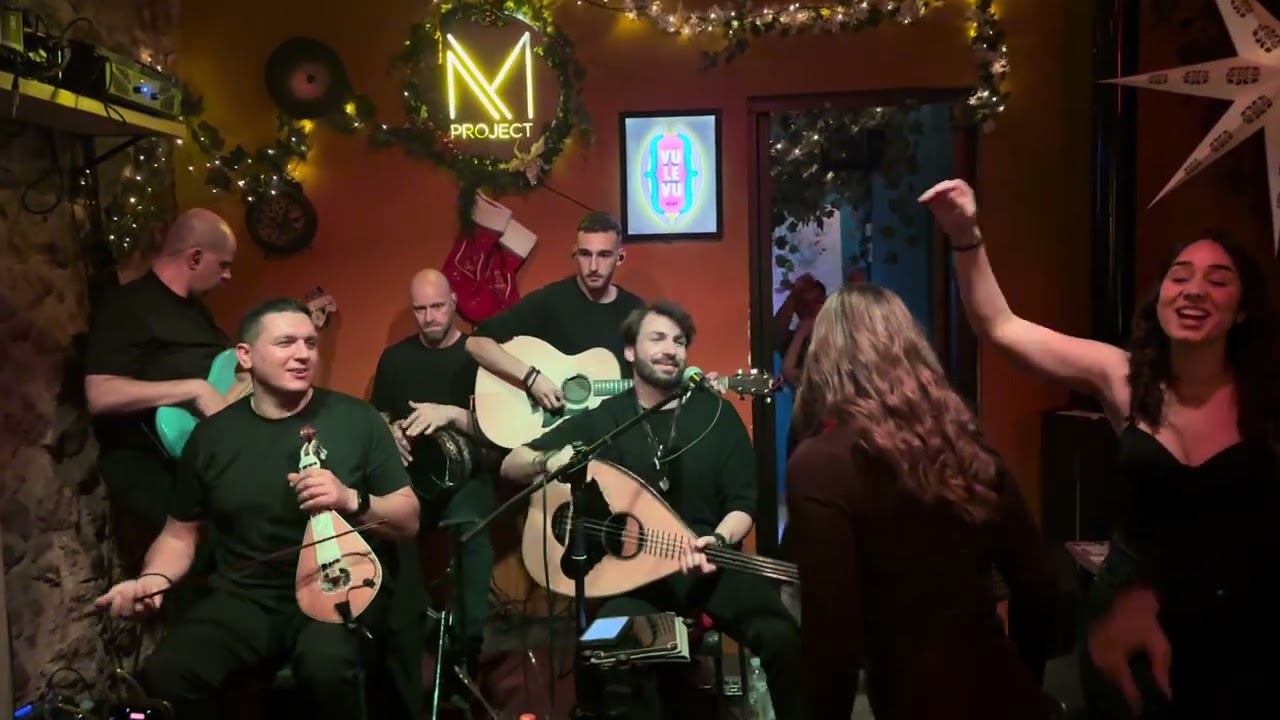 Το γλέντι ΔΗΜΗΤΡΗΣ ΣΠΥΡΙΔΑΚΗΣ