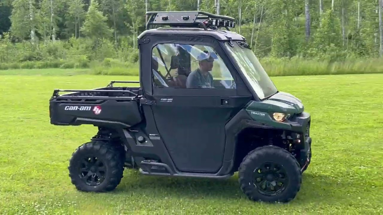 UTV Can Am Traxter HD9