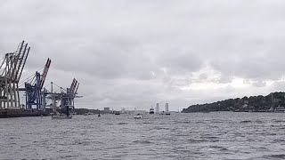 Einlaufparade entgegen - Hafengeburtstag Hamburg  2019 (siehe Info)