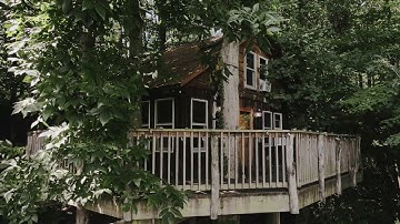 The White Oak Treehouse at The Mohicans Treehouse Resort