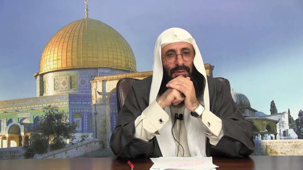 شاهدوا ورطة المتعصّب لابن تيمية مع الإمام ابن إبراهيم، وماذا أخرج له الإمام من كتاب ابن تيمية!