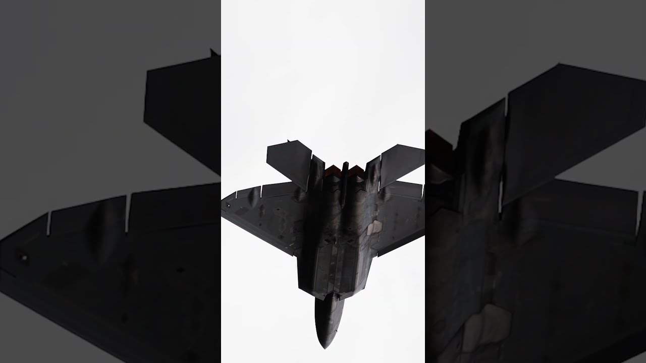 The F-22 Raptor in Slow Motion | New York Airshow 2025 
