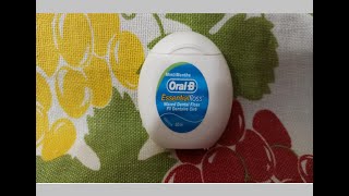 Отличная вощеная зубная нить ORAL-B essential floss mint, 50 м.