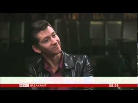 Susanna Reid gets flirty in chat with Arctic Monkey Alex Turner