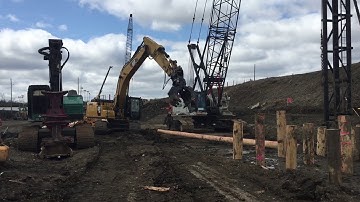 PEMBERTON Custom CBG (Car Body Grapple) Rotating Pole Setting Tool.