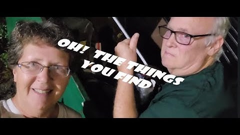 Dumpster Diving to save from landfill!  Free Food #frugal #dumpsterdiving