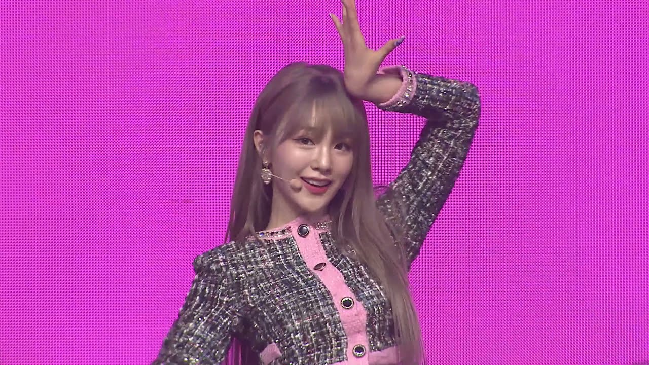 woo!ah! performs at Joy Ruckus Club K-Pop SuperFest