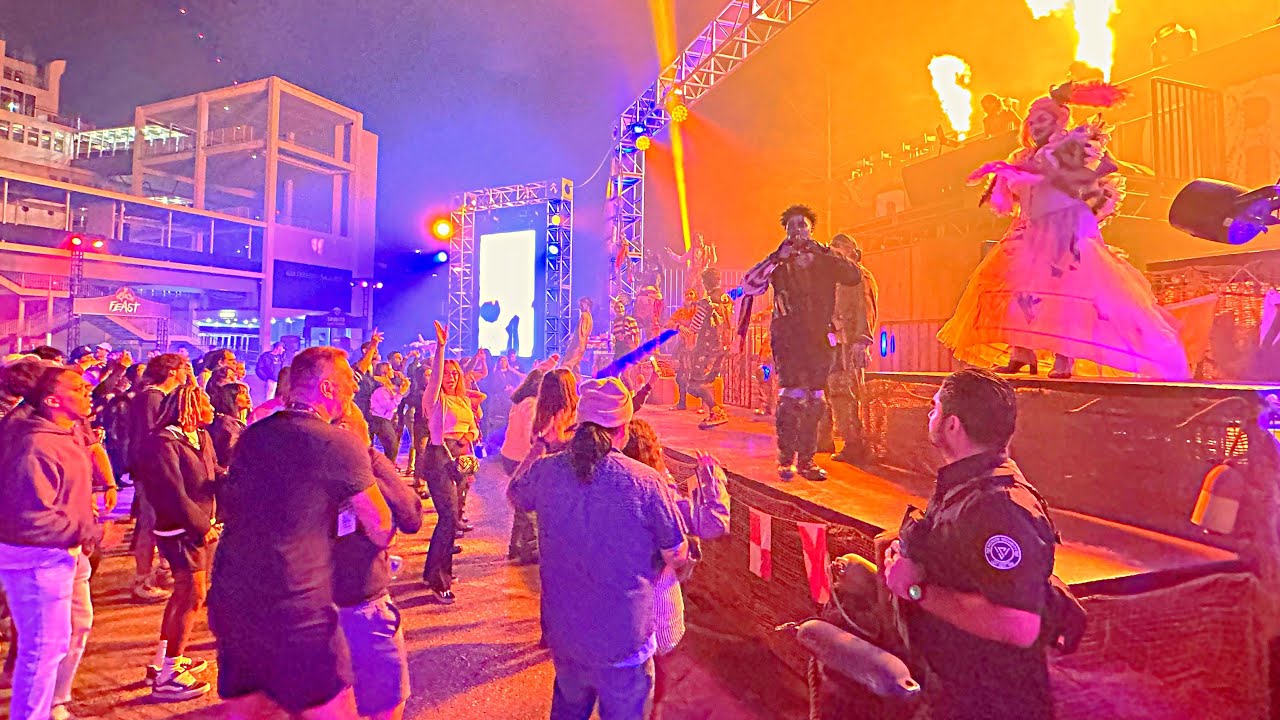 vlog-my-first-time-going-to-queen-mary-dark-harbor-2024-opening-night