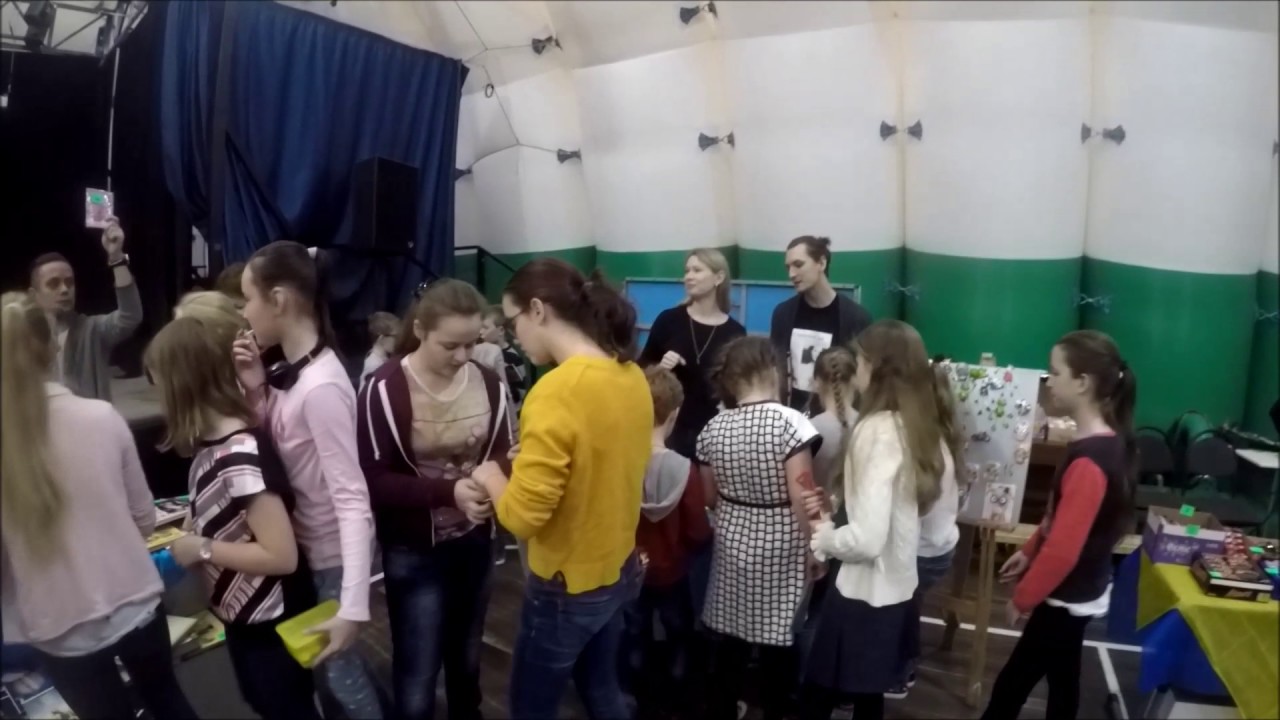 Новая гуманитарная школа. Ярмарка игры с пиастрами. 21.10.16 - YouTube