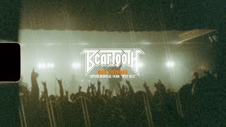 Смотреть клип Beartooth - Bad Listener