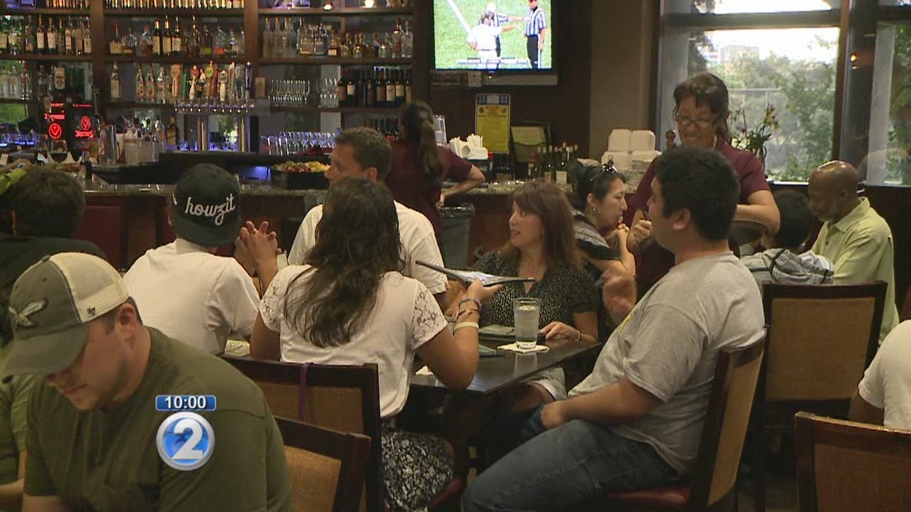 New rule gets rid of automatic gratuity at restaurants YouTube