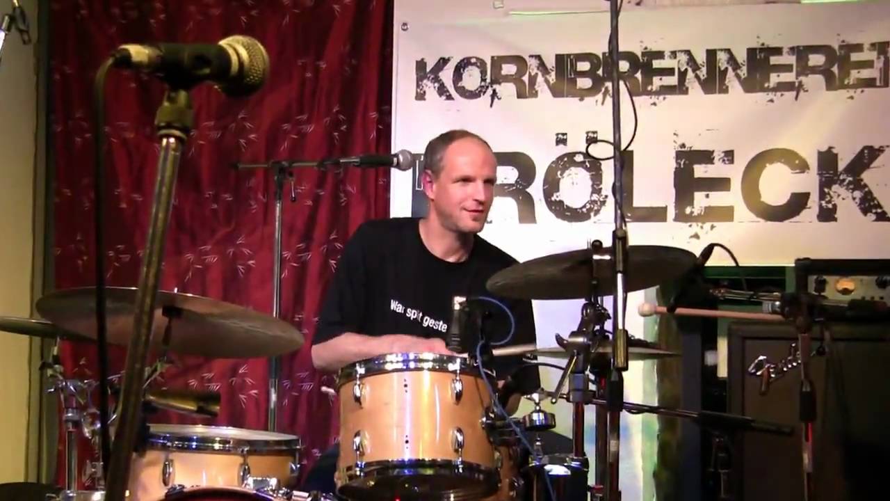5 Live @ Kornbrennerei Broeleck - "Lonely Town" (w/Drumsolo Mickey Neher)