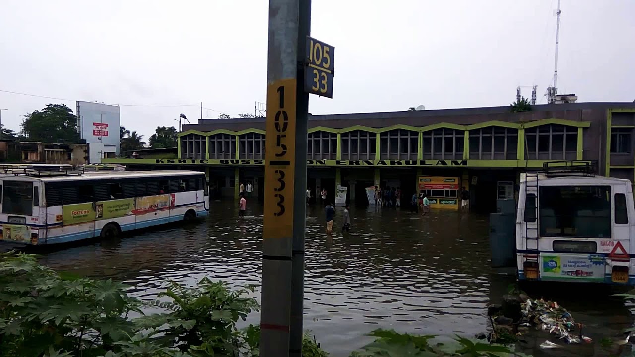Ernakulam KSRTC bus stand flooded by monsoon