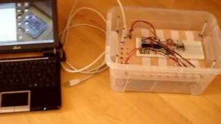 18F4553 USB-HID solderless breadboard demo based on Microchip / Olimex demos