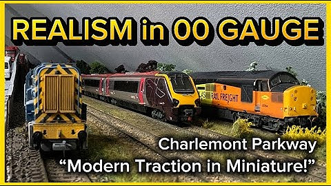 Realistic OO Gauge Model Railway with Incredible Detail & animated people #modeltrains