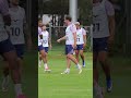 Décalage horaire, adaptation… mais toujours de la bonne humeur 💪⚽Le ballon rond s’est même invité !