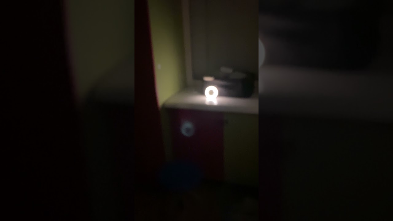 realme Motion Activated Night Light Demo