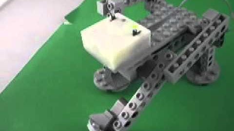Lego Single-Motor Quadruped Chassis Walking Demonstration