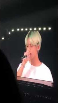 BTS taehyung nyanyi scenery live💜