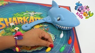 Bananakids Plays The Fish Eating  🐙🐠🐟Shark Game🦈!!! Girls Vs Boys Challenge!!!