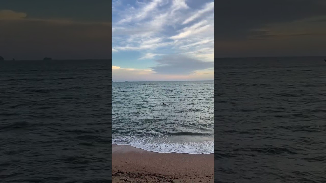 Thailand has beautiful beaches 