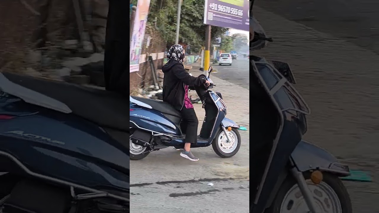 Scooty Chalana Sikhey 8483999426 