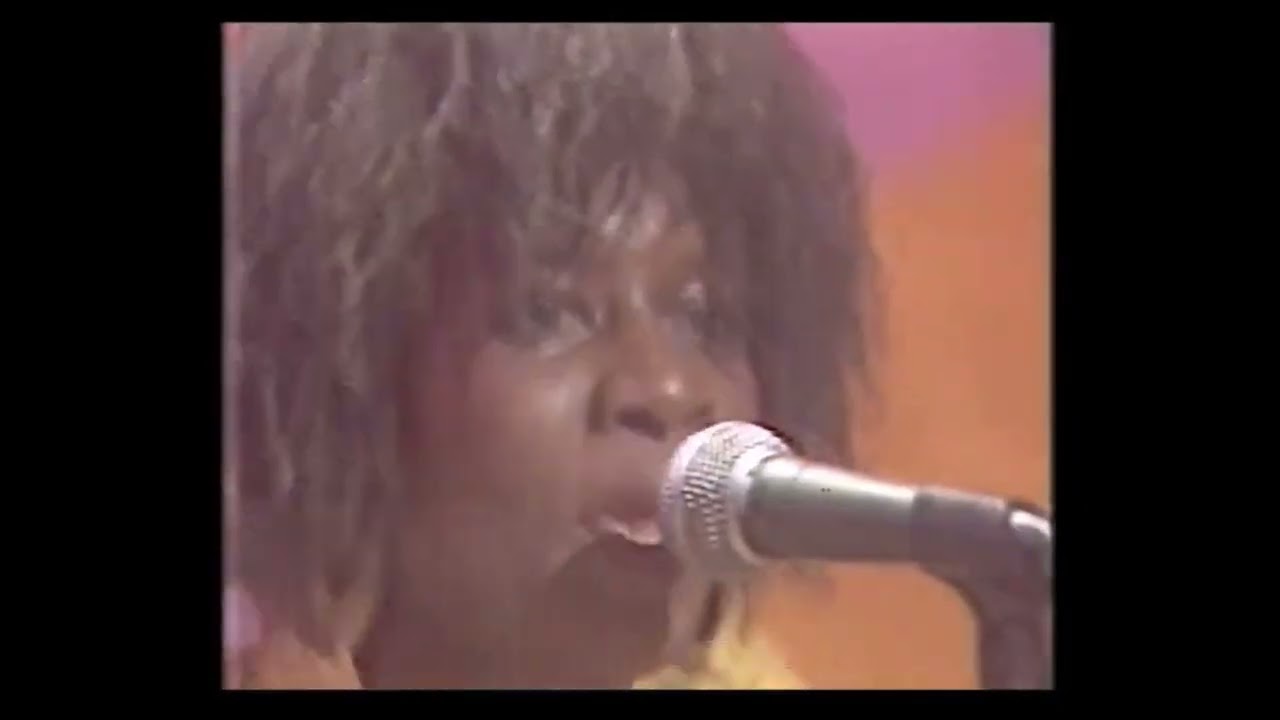 Mint Juleps & Darts - Saturday Live 1st February 1986