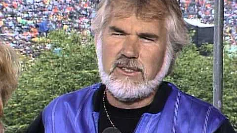 Janet Tyson Interviews Kenny Rogers (Live at Farm ...