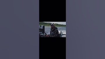 Lowrance HDS-9 Live with Active Imaging 3-in-1 Transom Mount Transducer & C-MAP Pro Chart