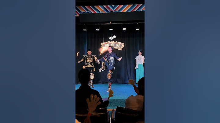 A Young Man Born In The 2000s Performed On The Street And Got Into A Steel Ring#acrobatics